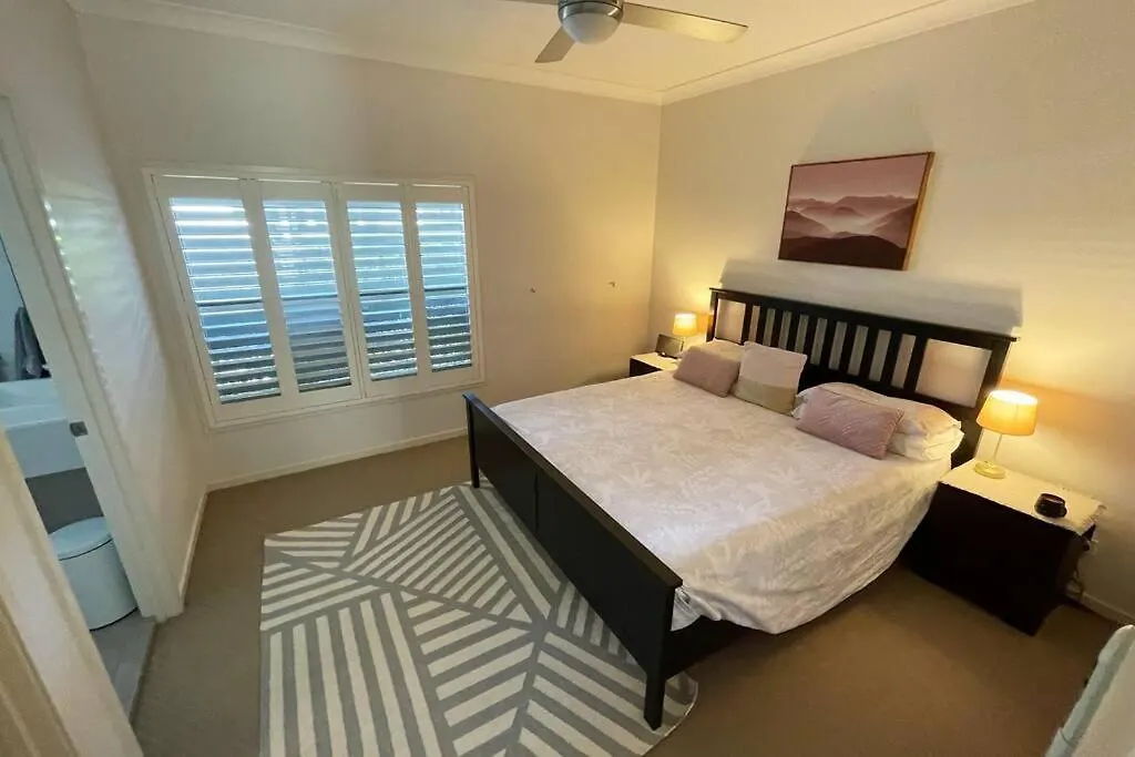 Large And Stylish Townhouse In Chic Area Apartment Brisbane 0*,  Australia